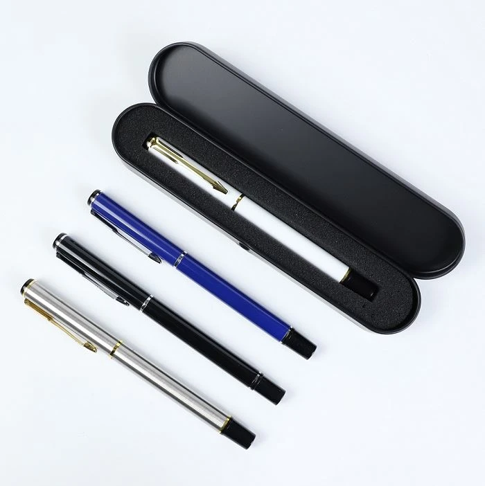 金属製のペンボックス
